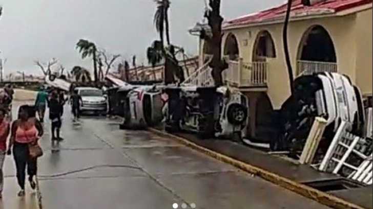 Uraganul Irma a devastat Caraibele: 9 morți, insule întregi distruse - IMAGINILE CATASTROFEI