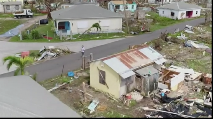 URAGANUL Maria a lovit Caraibele. Insula Dominica este deja ”devastată”