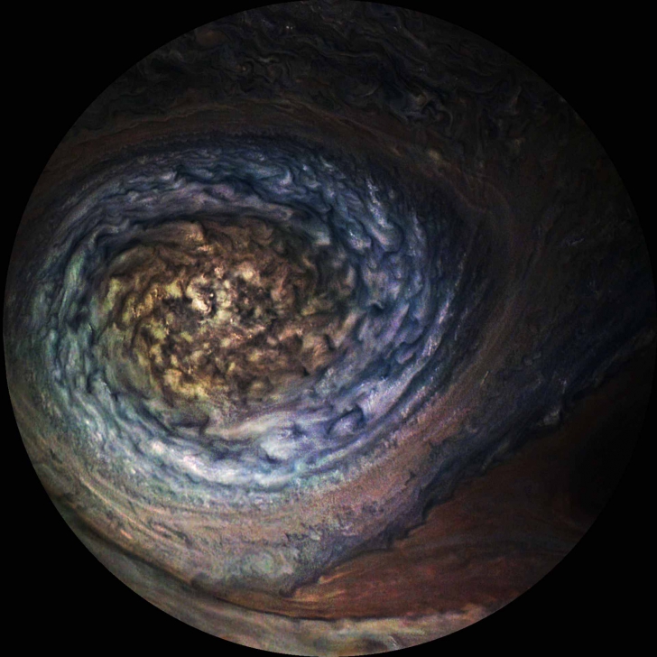 Imagini incredibile de pe planeta Jupiter, publicate de NASA: Nu poate fi adevărat!