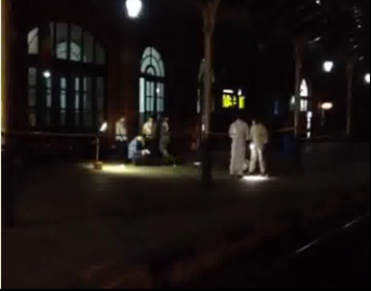 Bărbatul care a ucis cu 40 de lovituri de cuțit un polițist din Suceava s-a sinucis în arest