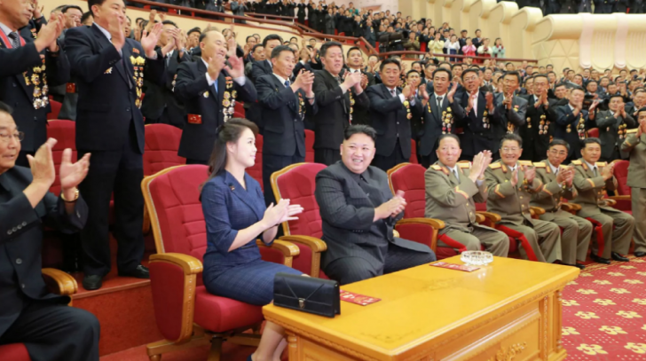 Cum arată soţia lui Kim Jong-Un. Fotografia care a uimit întreaga planetă