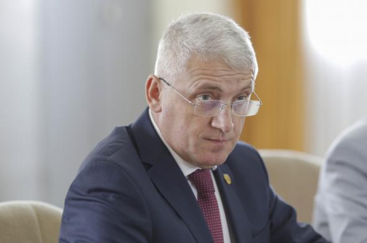 Şeful PSD Dâmboviţa, Adrian Ţuţuianu, către primarul PSD care a semnat "Fără Penali": Inacceptabil