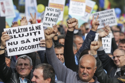 Piața Victoriei, sub asediul sindicatelor. Mihai Tudose: Se ia în calcul compensarea contribuțiilor