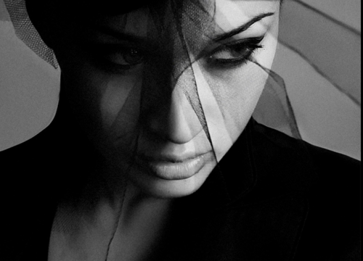  ,,Văduva neagră'' a lovit din nou. A ucis 13 persoane cu lapte otrăvit