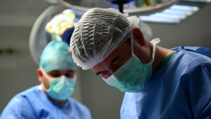 Chirurgul care și-a încheiat socotelile cu statul: "Calitatea actului medical nu se negociază"