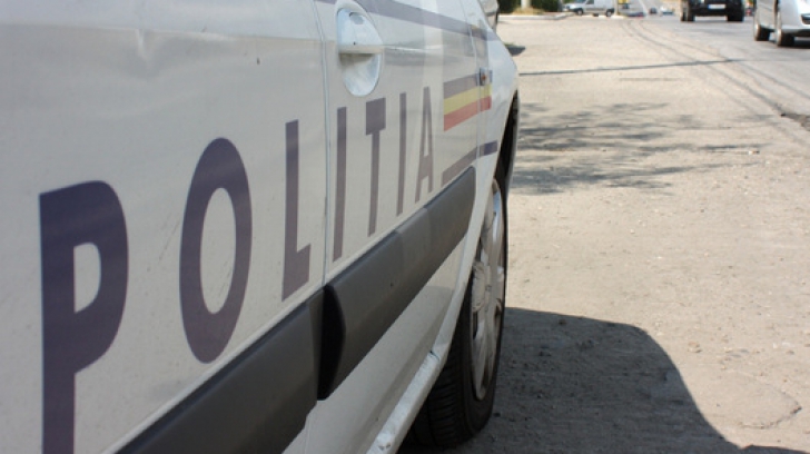 Accident în Dolj: un poliţist de la Rutieră a ajuns la spital. Cine l-a lovit cu maşina