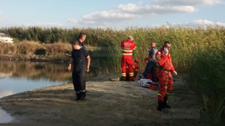 Tragedie în Arad. Un copil aflat la joacă s-a înecat într-un lac 