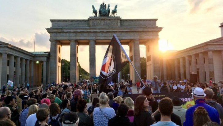 Proteste de amploare la Berlin. Mii de oameni, în stradă 