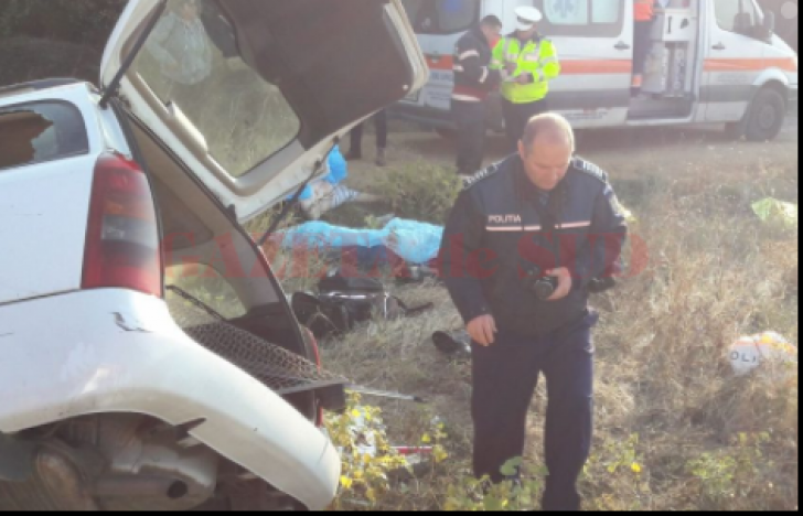 Grav accident lângă Craiova. Patru persoane şi-au pierdut viaţa, o alta este grav rănită