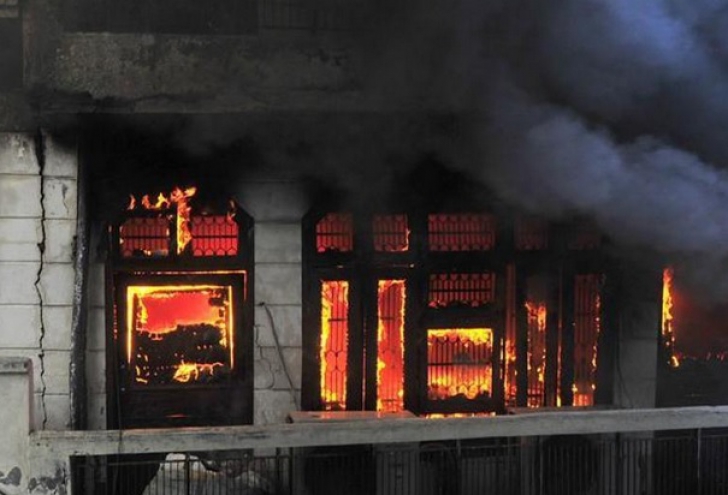 EXPLOZIE la o fabrică de artificii în Jakarta, Indonezia: cel puţin 27 de morţi, zeci de răniţi