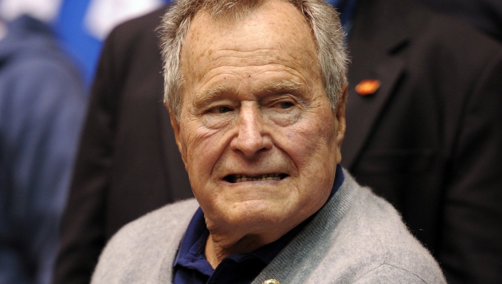 Fostul preşedinte american Bush senior, internat de urgenţă după funeraliile soţiei sale