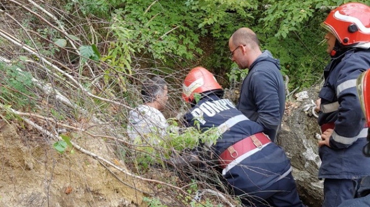 Păţania unui taximetrist din Bucureşti, căutător ocazional de chihlimbar