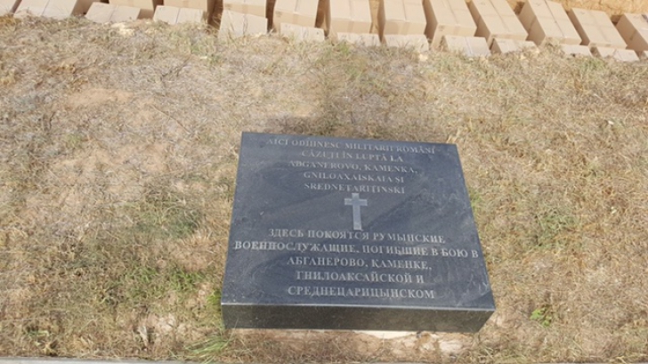 Rămășițele a sute de militari români au fost reînhumate în cutii de carton. Anchetă internă la MApN