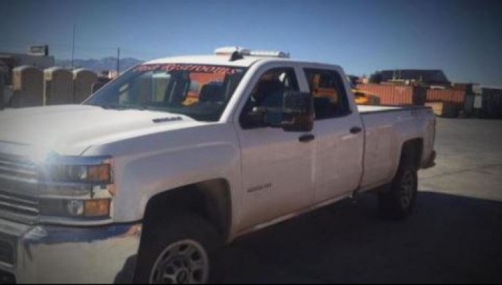 Un soldat a furat o mașină ca să ducă la spital răniții din Vegas. Ce spune proprietarul vehiculului