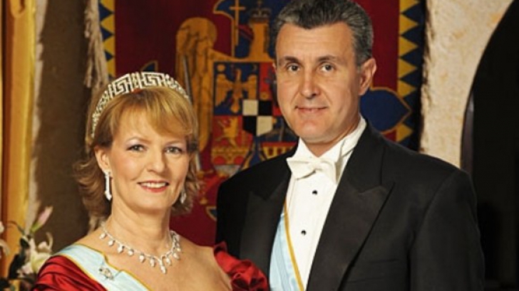 Vizită surpriză la familia regală a României