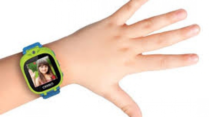 Atenţie la ceasurile smart pentru copii. Pot pune în pericol siguranţa acestora