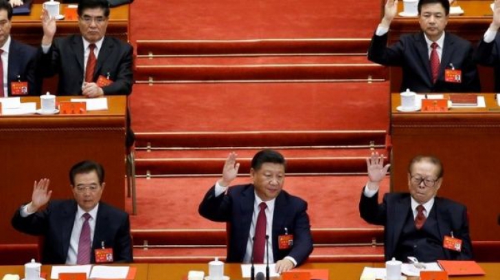 Xi Jinping devine al doilea lider al Chinei trecut în Constituţie cu propria ideologie