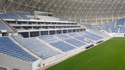 Noul stadion din Craiova. Lumea s-a înghesuit să prindă bilete la primul meci pe "Ion Oblemenco"
