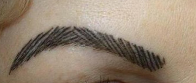 Tot internetul râde de ele. Au vrut să "se facă frumoase" cu bani puţini!