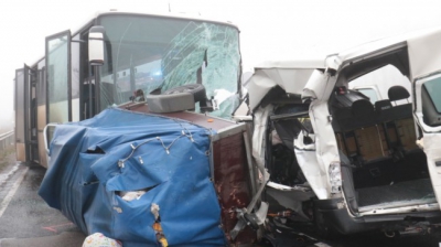 Precizările MAE după accidentul din Ungaria în care au murit 3 români, iar 5 au fost răniţi