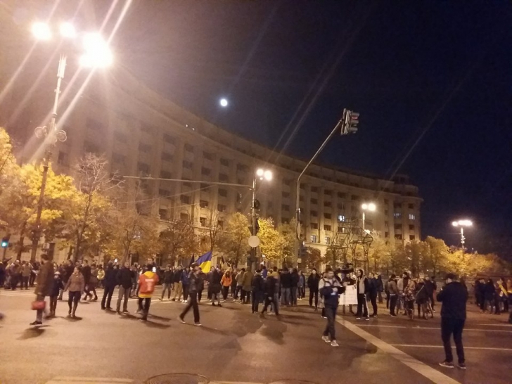 #LEGILE JUSTIȚIEI! Peste 60.000 de români au protestat în Capitală și în marile orașe din țară 