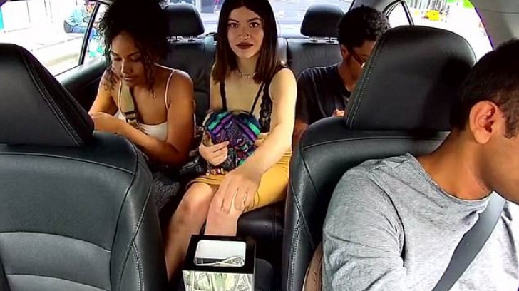 Cum i-a distras atenția o tânără domnișoară unui șofer Uber, pentru a-i fura bacșișul adunat