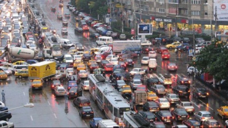 COVOARE ANTIFONICE pe şoselele din România afectate de zgomotul traficului 