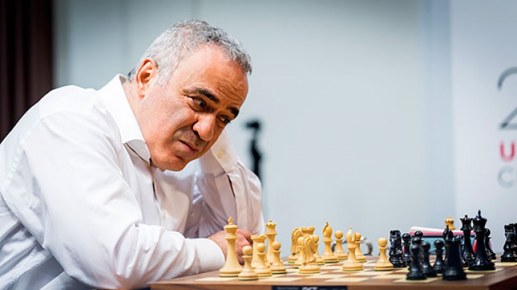 Garry Kasparov: Cât timp Putin e la putere, să merg la Moscova ar fi un bilet doar pentru dus