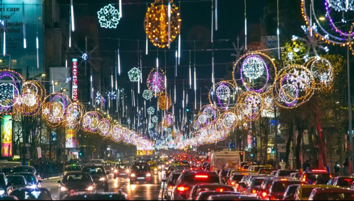 Când se aprind luminițele de Crăciun în București. Tot atunci se deschide şi Târgul de Crăciun