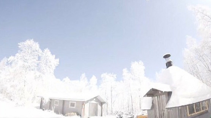 Un METEORIT a lovit Laponia: lumina orbitoare a făcut din noapte zi. Casele s-au cutremurat
