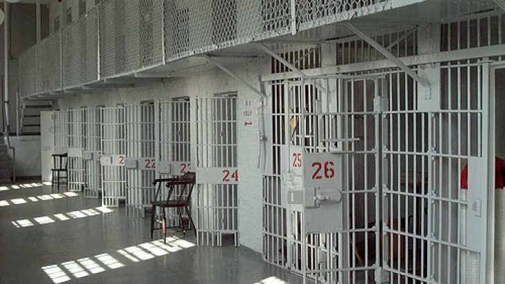 Zeci de cazuri Covid-19 în penitenciarele din țară