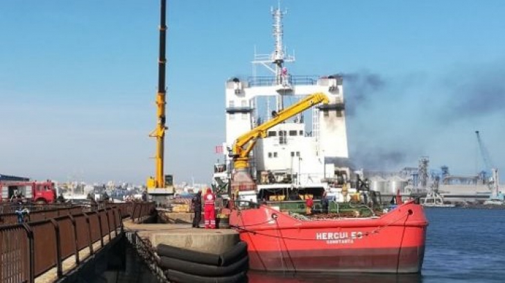 Incendiu la o navă din Portul Constanța: trei oameni au avut nevoie de îngrijiri
