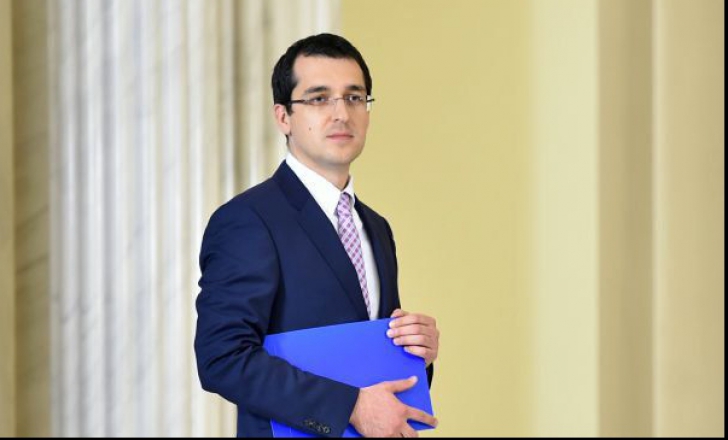 Fostul ministru al Sănătății Vlad Voiculescu, citat la DNA ca martor