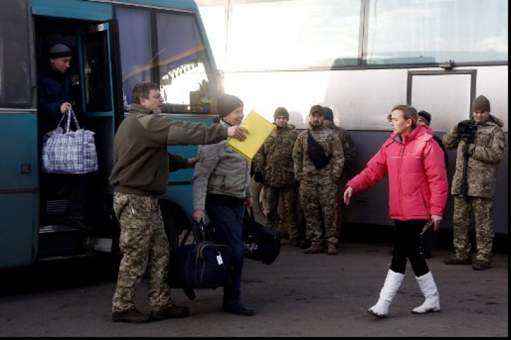 Ucraina - schimb masiv de prizonieri cu rebelii proruşi