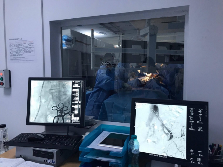 GALERIE FOTO&VIDEO. Operație în premieră la Timișoara: e o alternativă la chirurgia deschisă