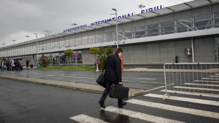 Scandal pe aeroport după ce un zbor a fost anulat