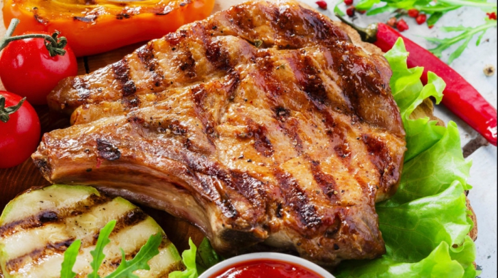 Cea mai bună marinată pentru carnea de porc: Pur şi simplu se topeşte în gură!