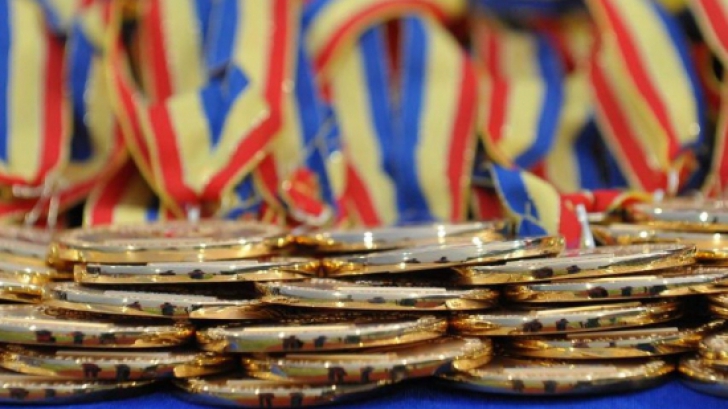 Premii consistente acordate de ministerul Educației elevilor olimpici. Ce sume vor primi