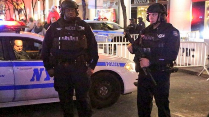 Poliţia din New York a confirmat o intervenţie în urma unei explozii