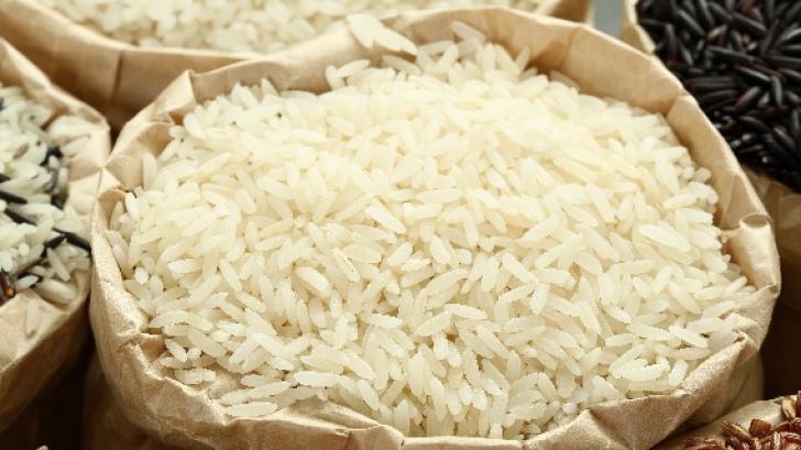 Cum să găteşti orezul ca să NU te îngraşi. Îţi reduci caloriile la jumătate