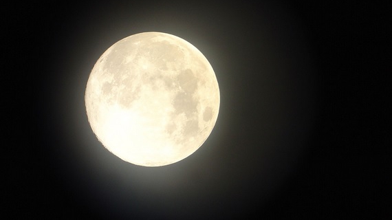 Ce sunt “super-luna” și “luna albastră” – fenomenele deosebite care vor putea fi văzute în august