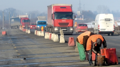 Angajați ai CNAIR puși la renovat apartamente! A fost deschisă o anchetă
