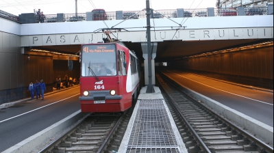 Firea: Studiem posibilitatea ca bicicliştii din oraş să circule pe culoarele unice ale tramvaielor