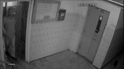 Suspectul ar fi agresat doi copii &icirc;ntr-un lift din București