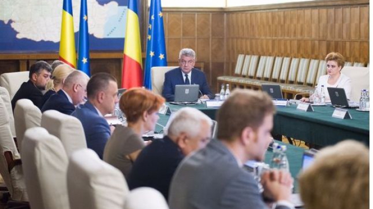 E oficial! Premierul Mihai Tudose şi-a înaintat demisia din funcţie