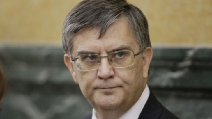 Rectorul Universității București, despre greșelile ministrului Educației: „Nu am observat asta”