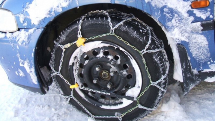 Cum se montează lanțurile de zăpadă! Aproape toți șoferii fac această greșeală 