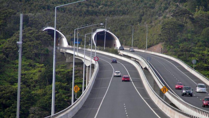 Autostrada Târgu Mureş-Iaşi ar putea rămâne un vis. Surse oficiale: proiectul e nerentabil