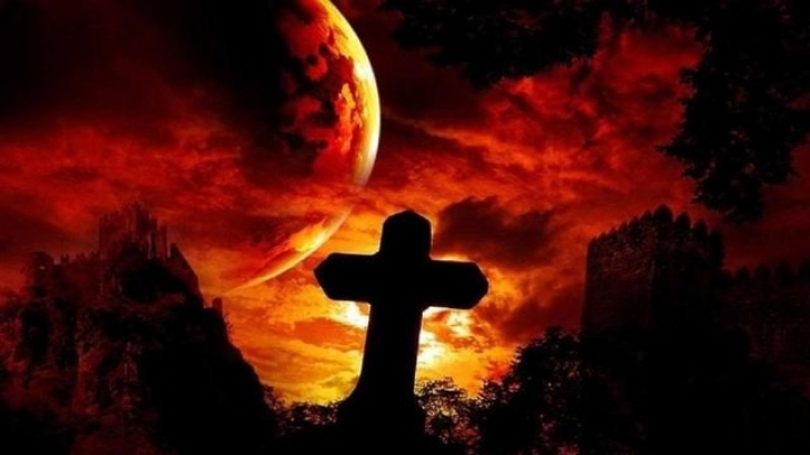 Semne rele pe eclipsă de lună și lună sângerie! Ce scrie în Biblie 