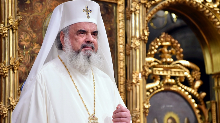 Patriarhul Daniel a făcut un apel în timpul slujbei: "Să nu fie prea târziu"